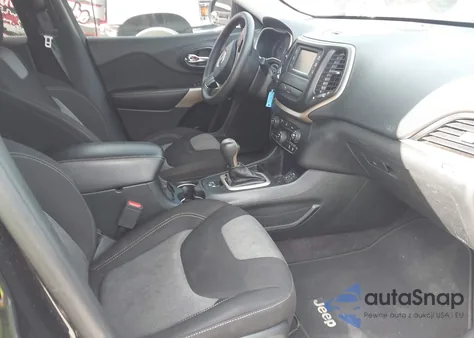 2018 Jeep Cherokee Latitude Fwd z USA, uszkodzony, nr VIN 1C4PJLCB4JD595102